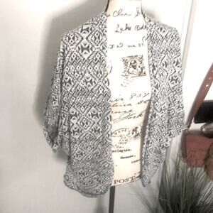 Xhilaration Aztec print Boho Cardigan Size Medium